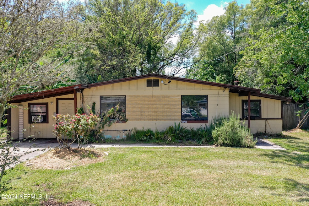 2108 Hugh Edwards Dr, Jacksonville, FL 32210 - photo 1