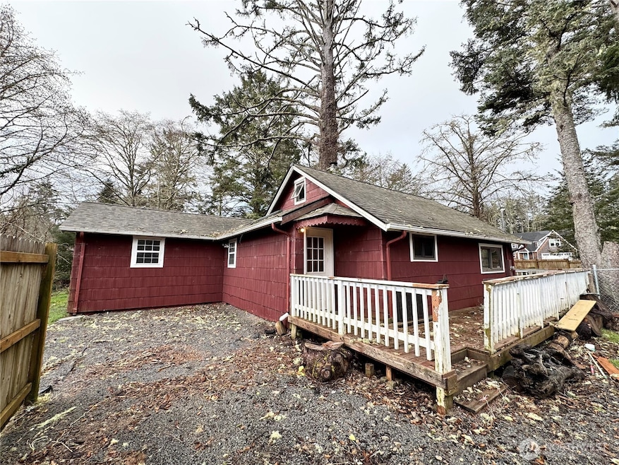 2514 Willows Rd, Seaview, WA 98644 - photo 1