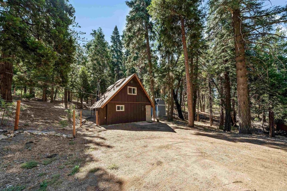 Pending $405,000 • Co-Listing Agent