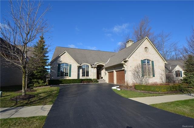 25359 Sutton Court REDO8.JPG
