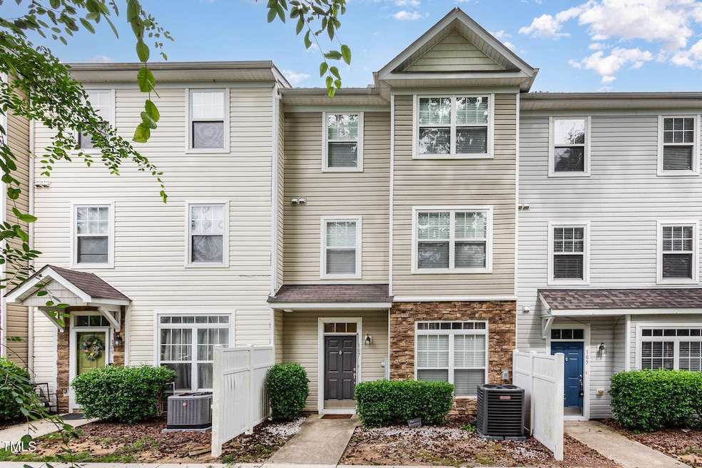 1220 Canyon Rock Ct unit 107, Raleigh, NC 27610 - photo 1