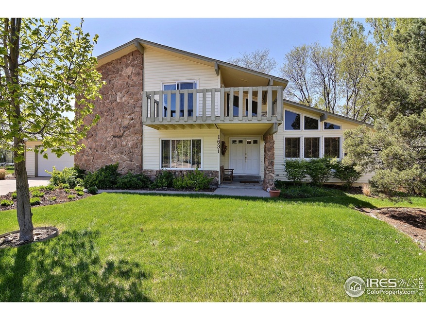 Beautifully Landscaped 1/3 Acre Cul-De-Sac Lot