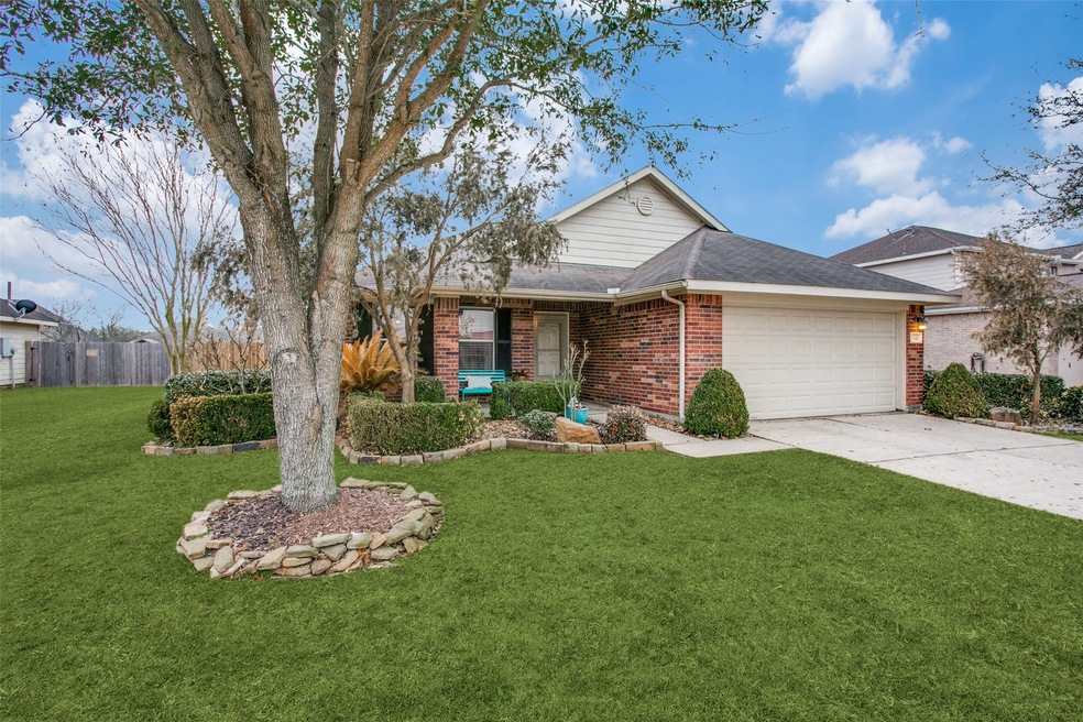 2810 Tranquility Trail, Pearland, TX 77584 - photo 1