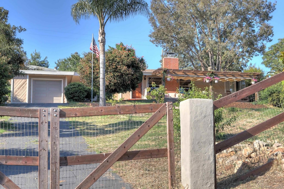 Sold $690,000 • Co-Listing Agent