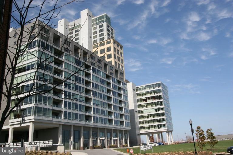 Silo Point, Baltimore, MD 21230 - photo 1