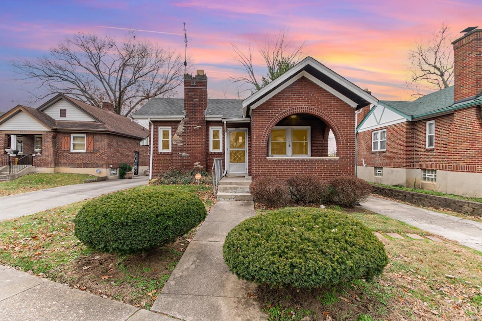 1933 Lawn Ave, Cincinnati, OH 45237 - photo 1