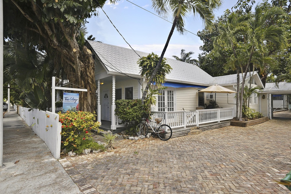 Exterior-Front Elevation-_F3A6240