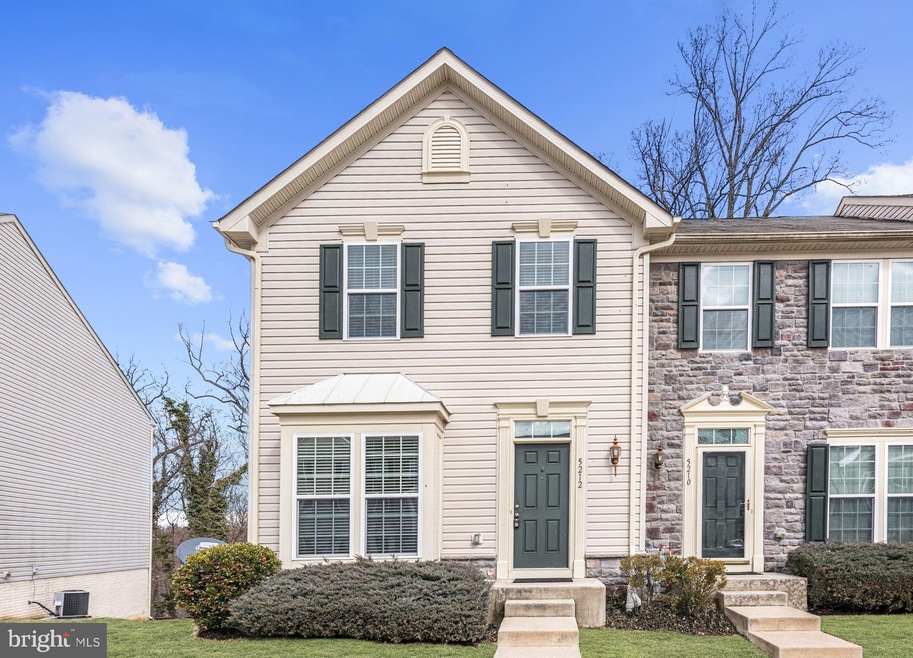 5212 Wyndholme Cir unit 13, Baltimore, MD 21229 - photo 1