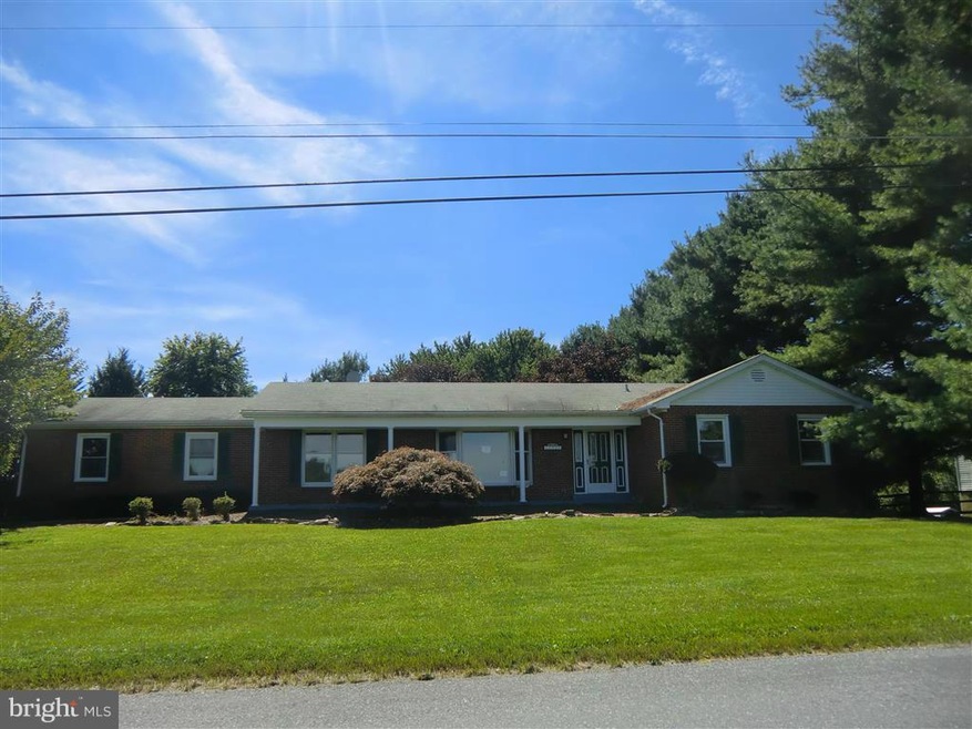 13040 Prices Distillery Rd, Clarksburg, MD 20871 - photo 1