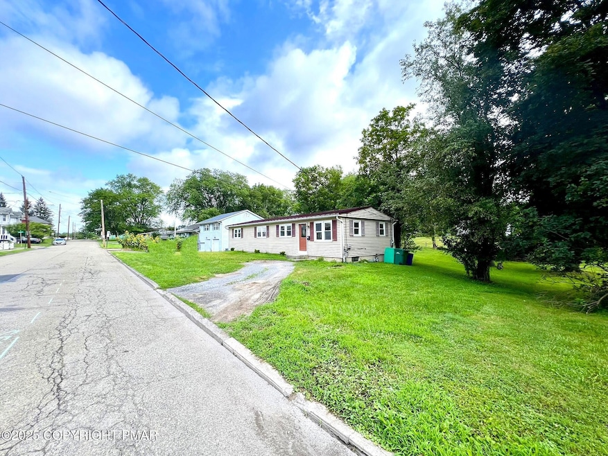 182 State St, East Stroudsburg, PA 18301 - photo 1