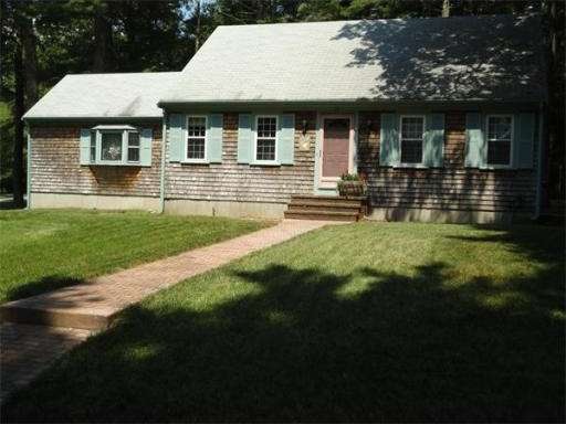 12 Massasoit Way, Mattapoisett, MA 02739 - photo 1
