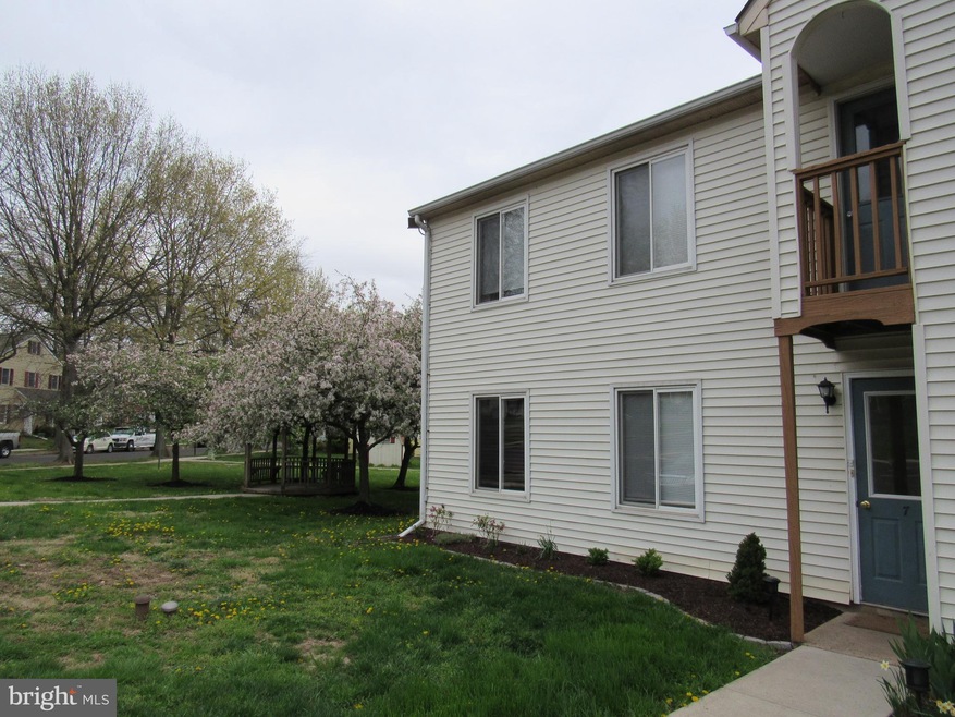 107 Kittery Ct unit 7B, Sellersville, PA 18960 - photo 1