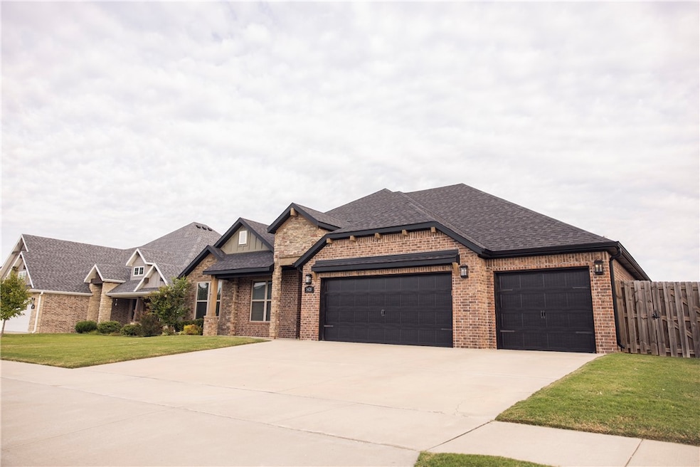 1420 Florentine Rd, Centerton, AR 72719 - photo 1