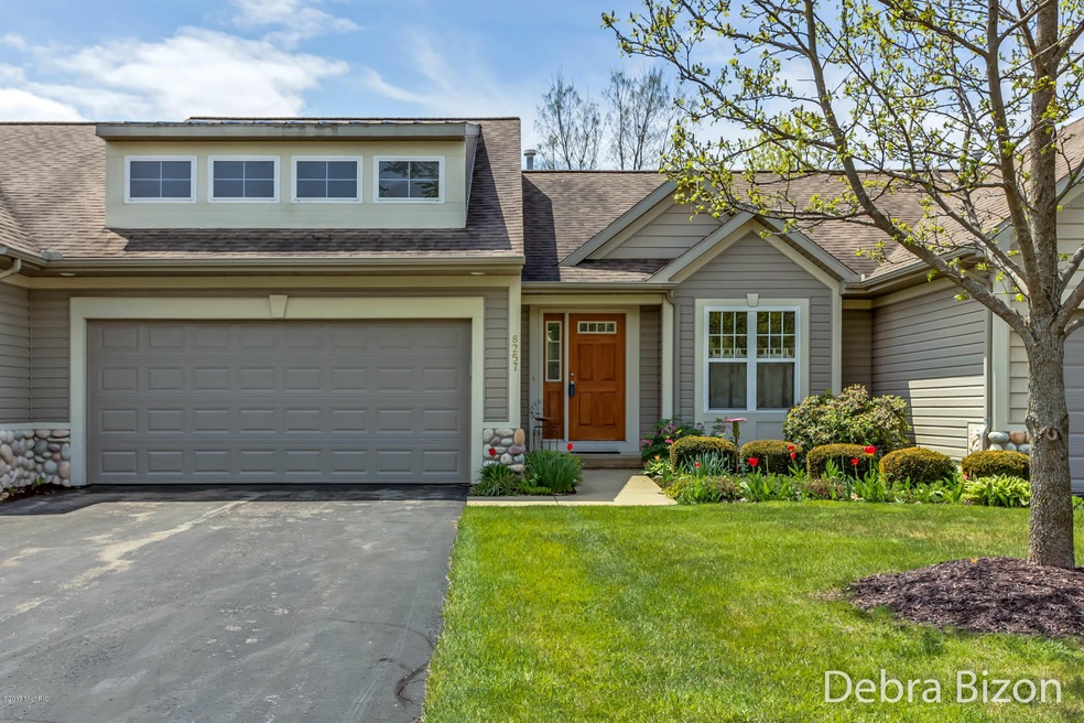8257 Woodstone Dr SE unit 7, Byron Center, MI 49315 - photo 1