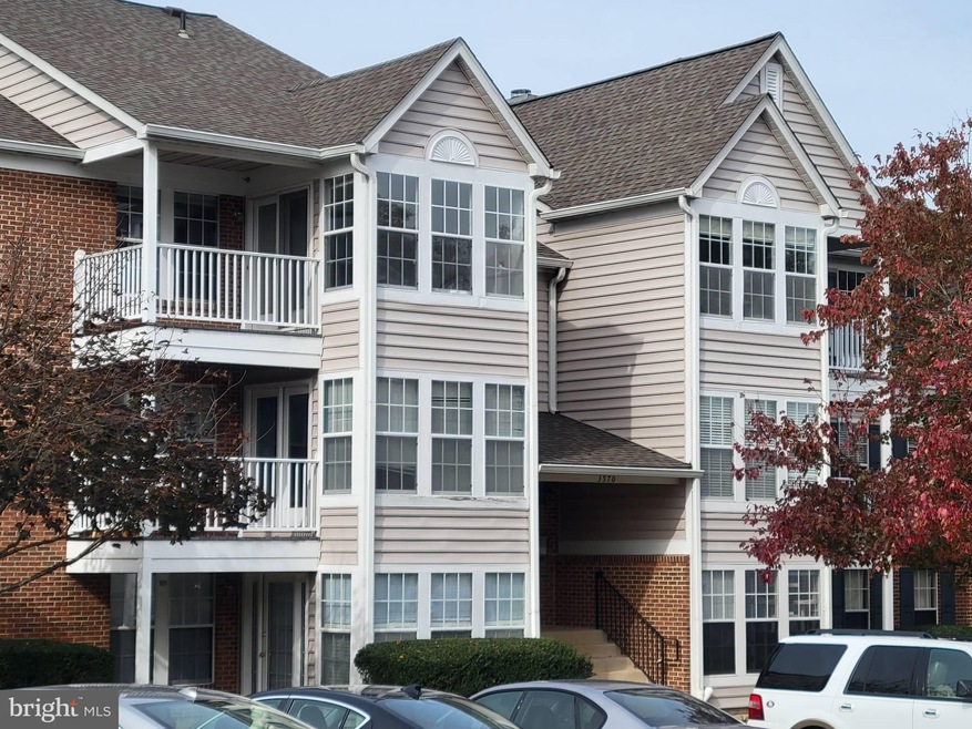 3570 Sherbrooke Cir, Woodbridge, VA 22192 - photo 1