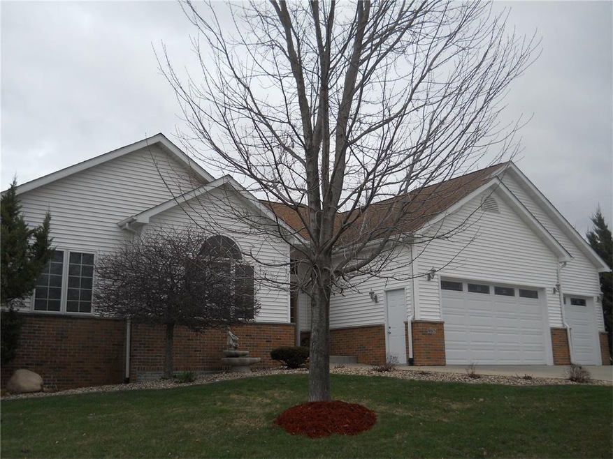 465-B Ave NE Walford, IA.. Space, comfort and quie
