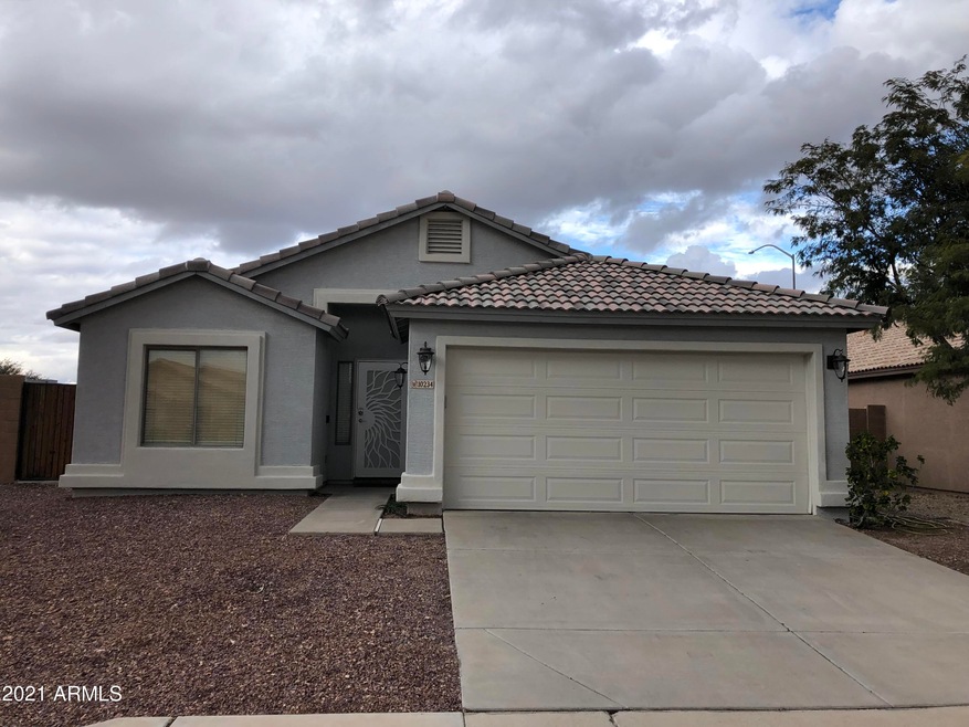 Beautifully maintained home on corner lo