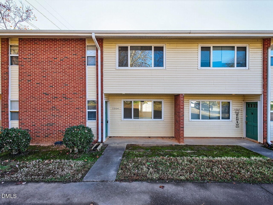 2304 Champion Ct, Raleigh, NC 27606 - photo 1