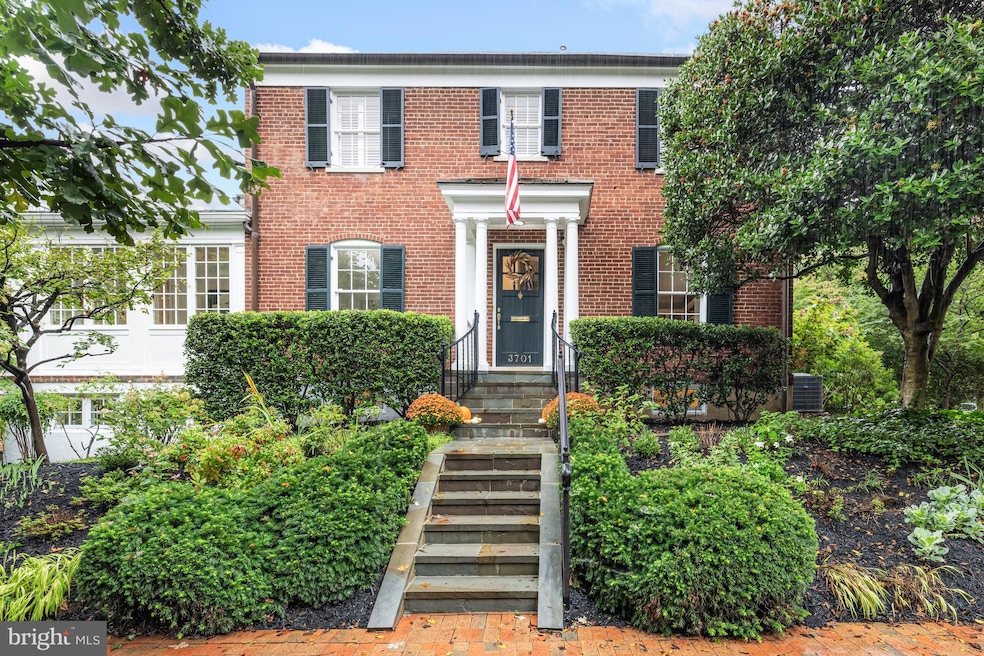Sold $1,795,000 • Co-Listing Agent