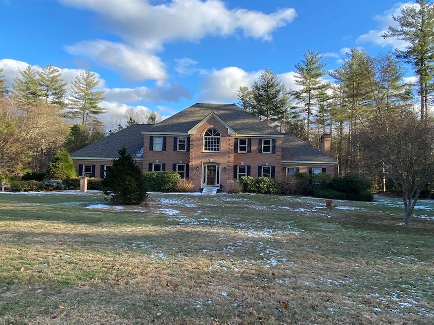 9 Springfield Cir, Merrimack, NH 03054 - photo 1