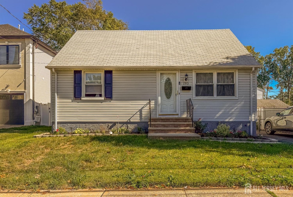193 Old Rd, Sewaren, NJ 07077 - photo 1