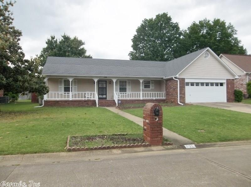 109 Live Oak Drive