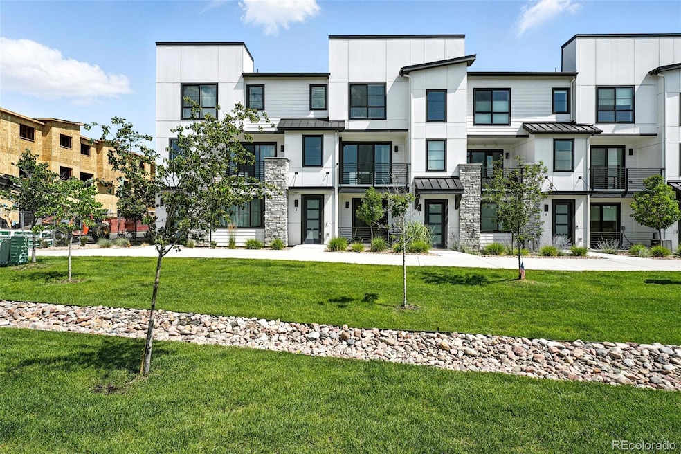 2074 S Holly St unit 2, Denver, CO 80222 - photo 1