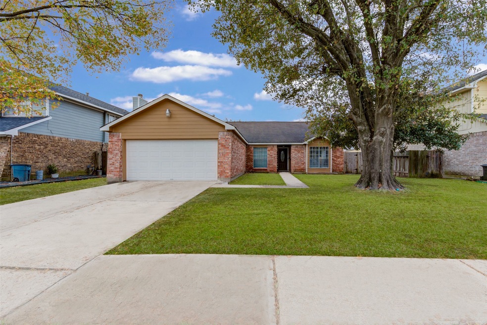 7423 Pebblemill Ln, Houston, TX 77086 - photo 1