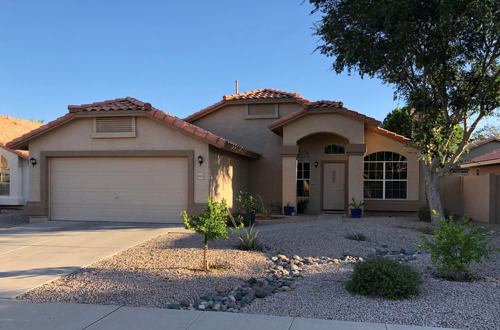 6924 E Lobo Ave, Mesa, AZ 85209 - photo 1