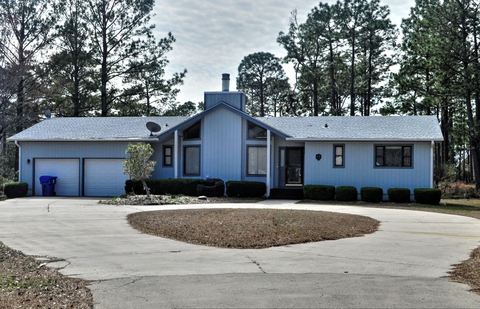 47 Country Club Dr, Shallotte, NC 28470 - photo 1