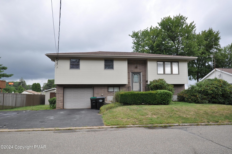 37 Park St, West Hazleton, PA 18202 - photo 1