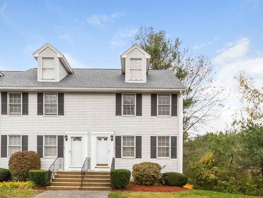 24 Wyndmere Dr, Londonderry, NH 03053 - photo 1