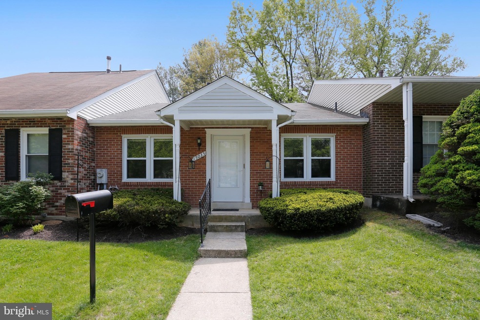 15035 Laurel Oaks Ln, Laurel, MD 20707 - photo 1