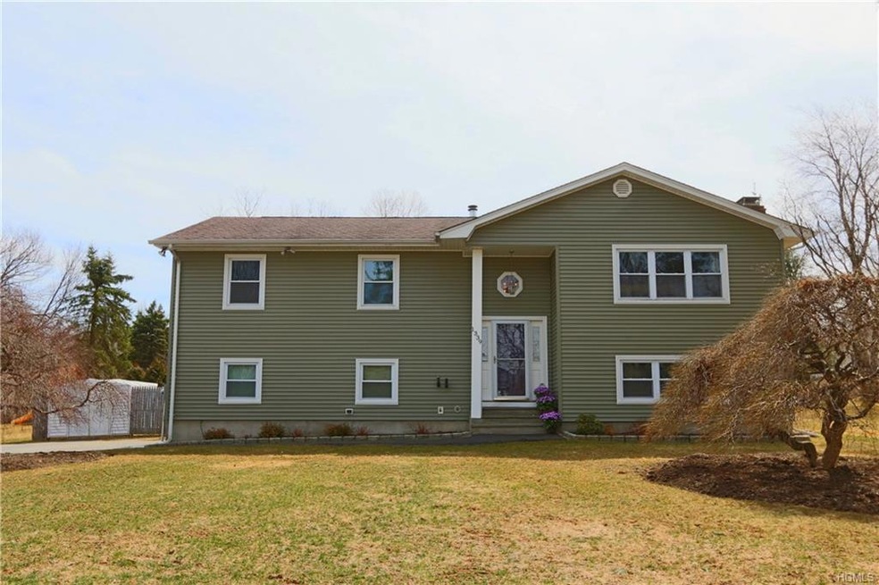 1339 Judy Rd, Mohegan Lake, NY 10547 - photo 1