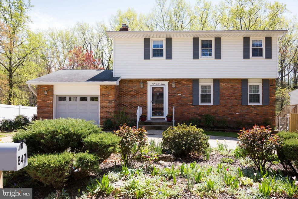 847 Chestnut Tree Dr, Annapolis, MD 21409 - photo 1