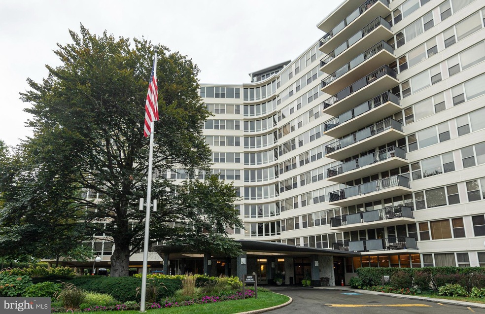 Sutton Terrace Condominium unit 206, Bala Cynwyd, PA 19004 - photo 1