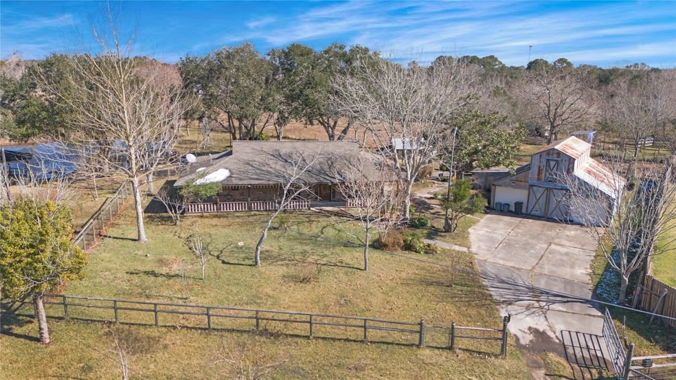 17312 McDonald Rd unit 1, Alvin, TX 77511 - photo 1