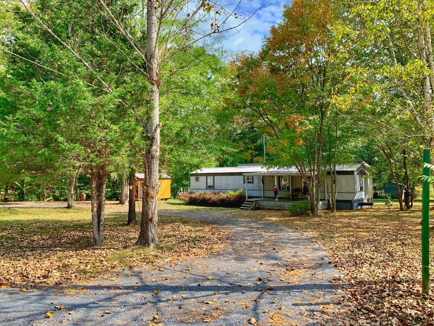 1680 Moncove Lake Road