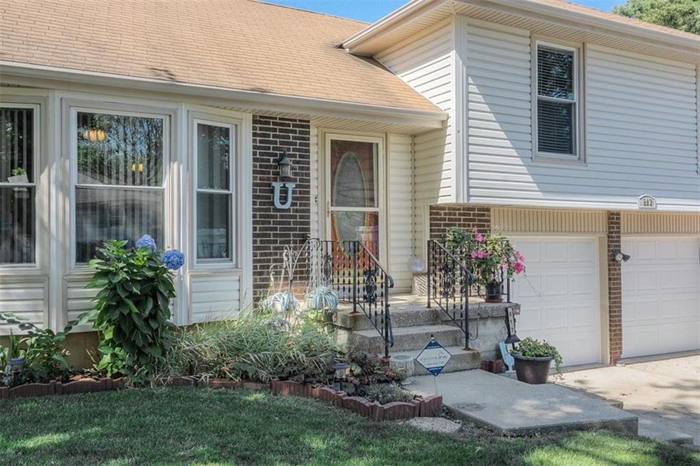 817 NW 15th St, Blue Springs, MO 64015 - photo 1