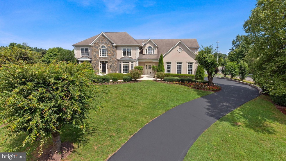 11100 Tommye Ln, Reston, VA 20194 - photo 1