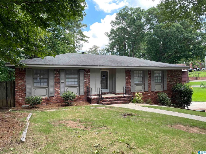 423 Argonne Dr NE, Center Point, AL 35215 - photo 1