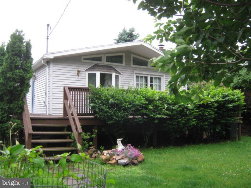 59 Ryan Ave, Tamaqua, PA 18252 - photo 1