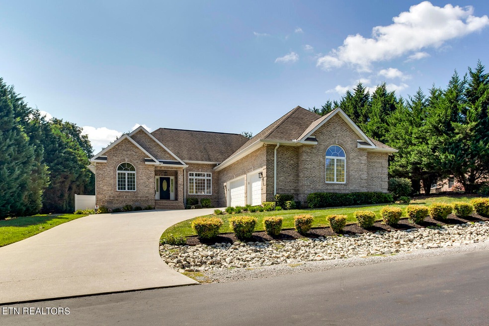 01_131 Tommotley Drive_Front