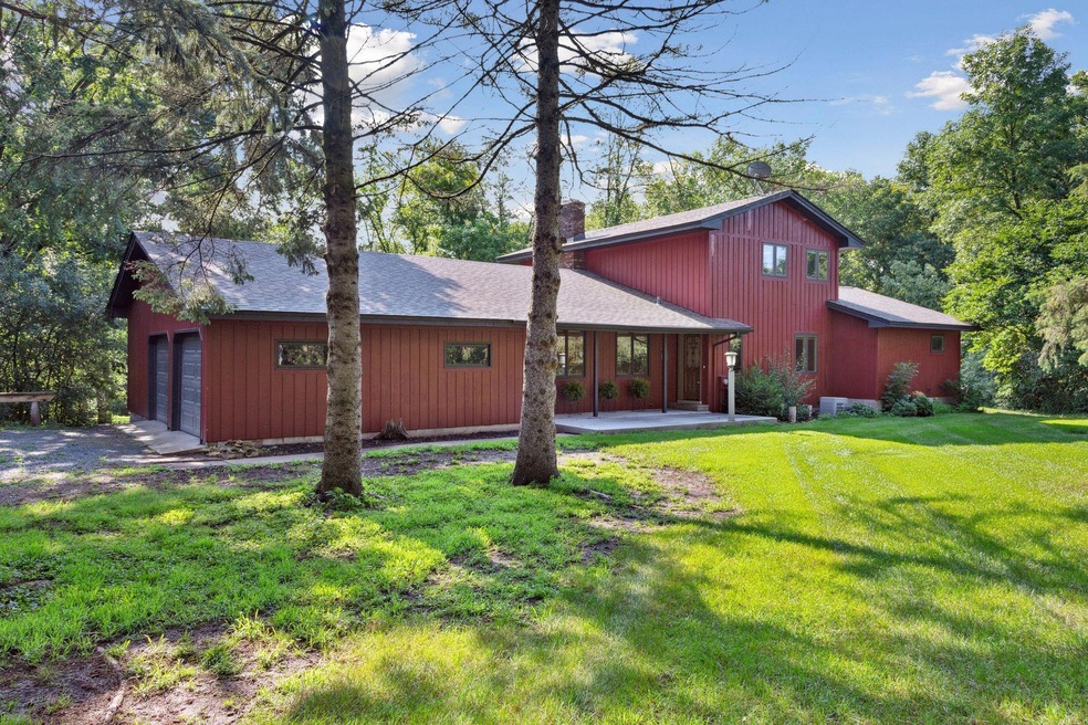 Welcome to your 7.5 acre private riverfront retreat!