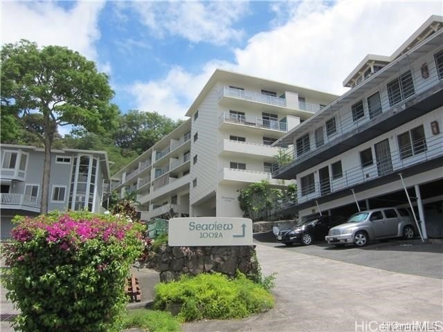 Sea View Condo at top.