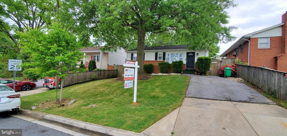 6217 Tuckerman St, Riverdale, MD 20737 - photo 1