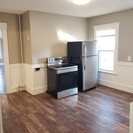 84 Florence St unit 3, Worcester, MA 01603 - photo 1