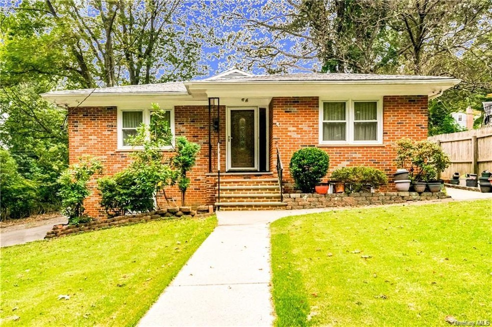 104 Wendover Rd, Yonkers, NY 10705 - photo 1