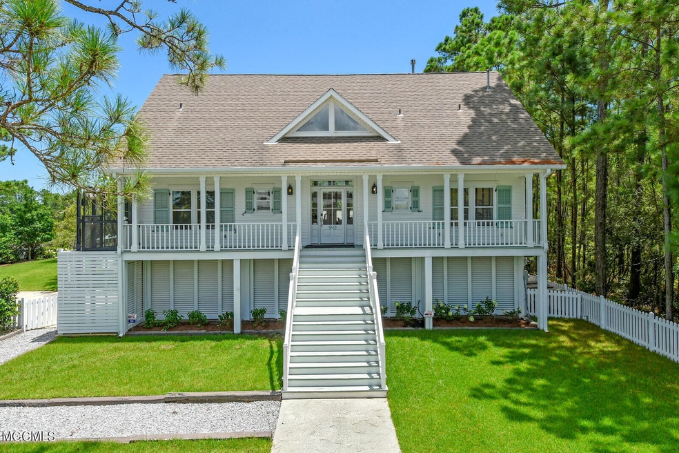 90 Elm Lane Front Elevation