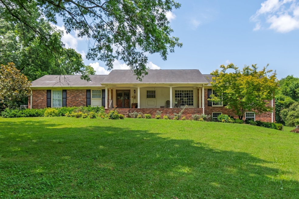 Under Contract $1,000,000